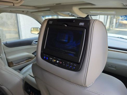 Used 2015 GMC Yukon Denali w/ Open Road Package image 11