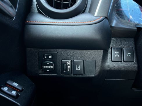 Used 2017 Toyota RAV4 SE w/ Advanced Technology Package image 35