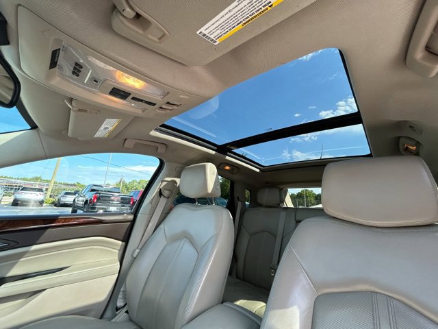 Used 2014 Cadillac SRX Luxury AWD/4WD image 37