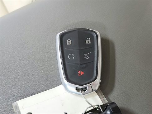 Used 2021 Cadillac XT6 Premium Luxury image 35