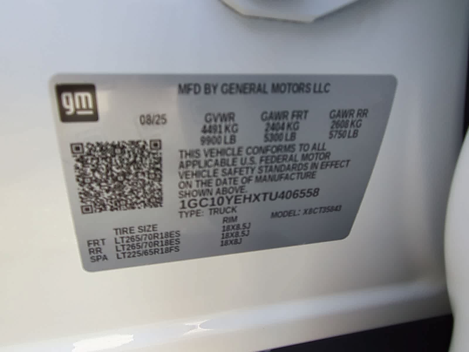 Used 2026 Chevrolet Silverado EV LT AWD/4WD image 30