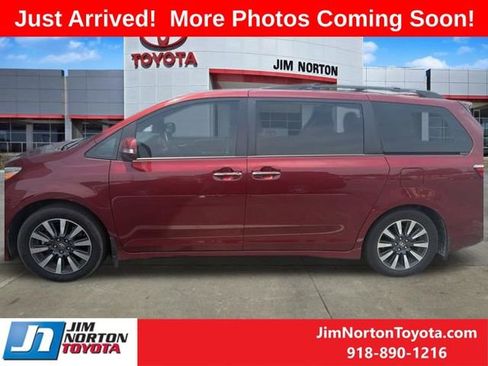 Used 2019 Toyota Sienna Limited FWD image 5