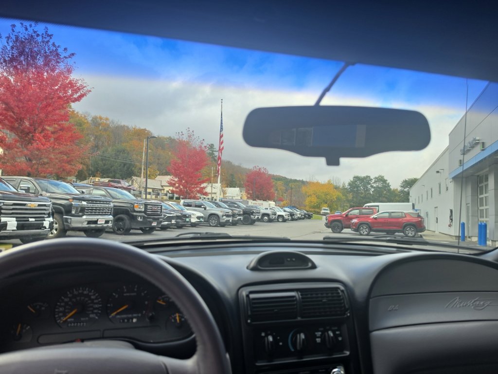 Used 1994 Ford Mustang GT RWD image 16
