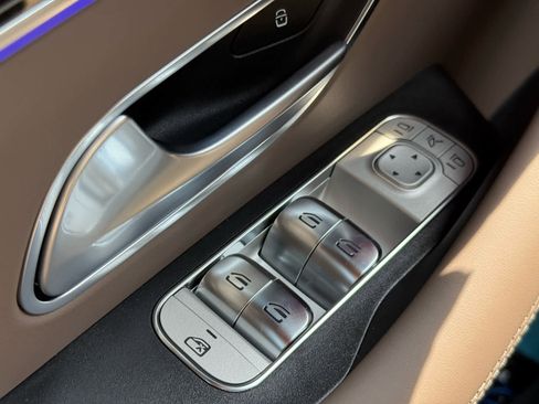 New 2025 Mercedes-Benz GLS 580 4MATIC image 24