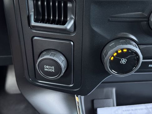 Used 2025 Ford F150 STX w/ Equipment Group 200A image 18