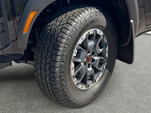 New 2026 Nissan Frontier PRO-4X w/ Tow Package AWD/4WD image 28