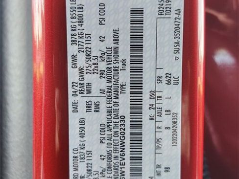 Used 2022 Ford F150 Lightning Platinum image 18