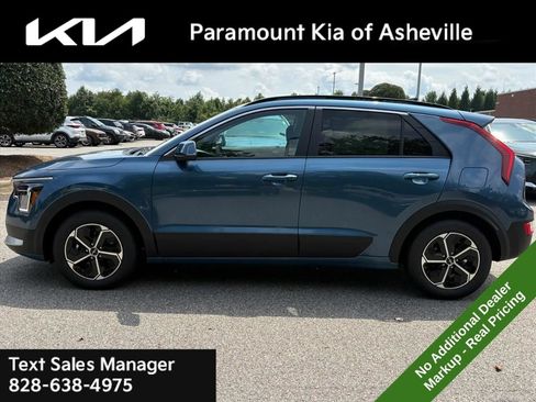 New 2026 Kia Niro EX w/ EX Premium Package FWD image 3