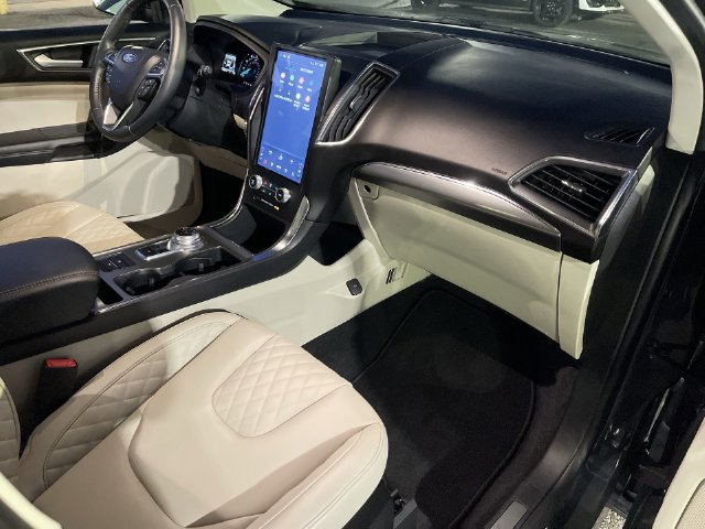 Used 2024 Ford Edge Titanium AWD/4WD image 28