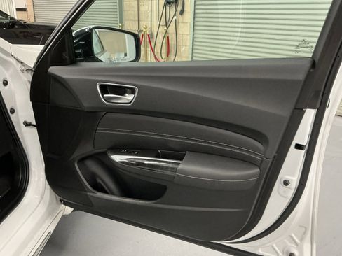 Used 2020 Acura TLX 3.5L Technology Pkg image 13