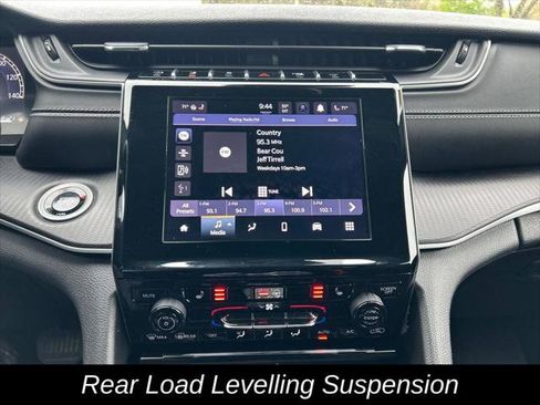 Certified 2024 Jeep Grand Cherokee Laredo w/ Luxury Tech Group I AWD/4WD image 23