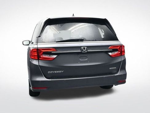 Used 2023 Honda Odyssey Touring image 5