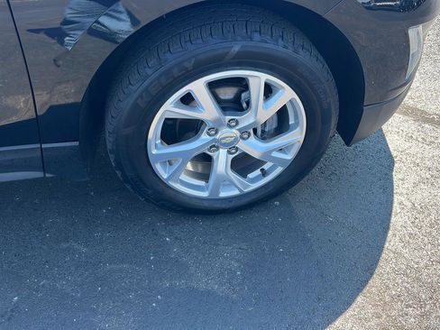 Used 2019 Chevrolet Equinox Premier image 32