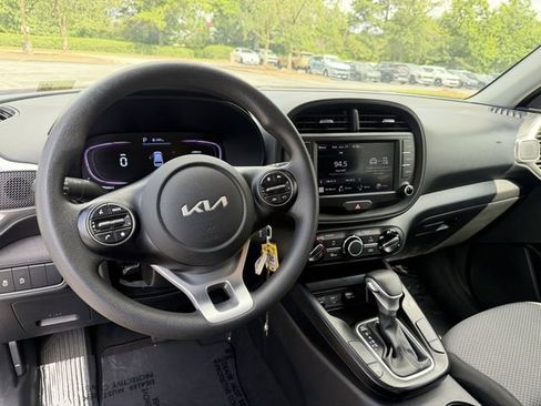 Certified 2024 Kia Soul LX w/ Option Group 015 FWD image 17