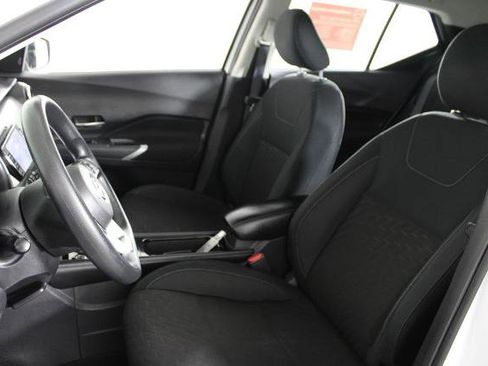 Certified 2023 Nissan Kicks SV FWD image 20