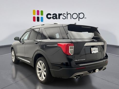 Used 2024 Ford Explorer Platinum w/ Technology Package AWD/4WD image 3