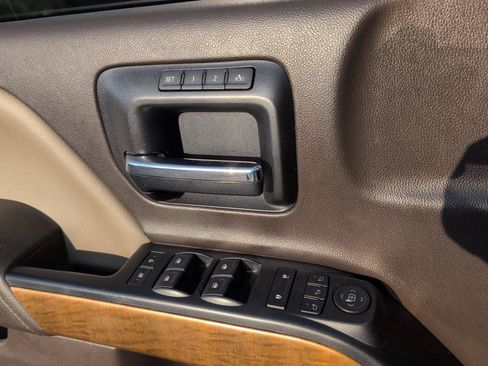 Used 2018 Chevrolet Silverado 1500 LTZ w/ Texas Edition RWD image 16