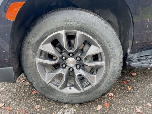 Used 2023 Chevrolet Tahoe LT image 34