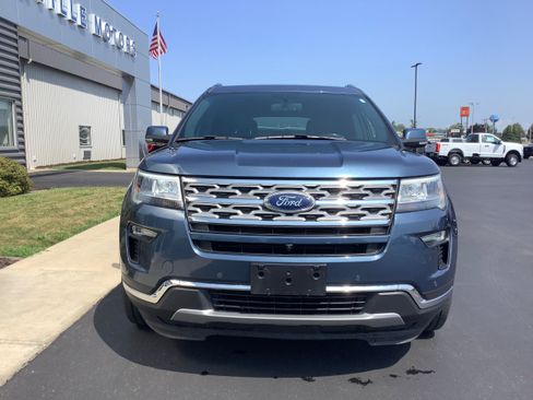 Used 2018 Ford Explorer Limited AWD/4WD image 3