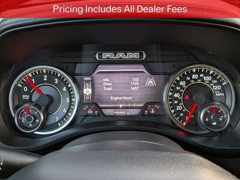 Used 2025 RAM 1500 Laramie AWD/4WD image 29