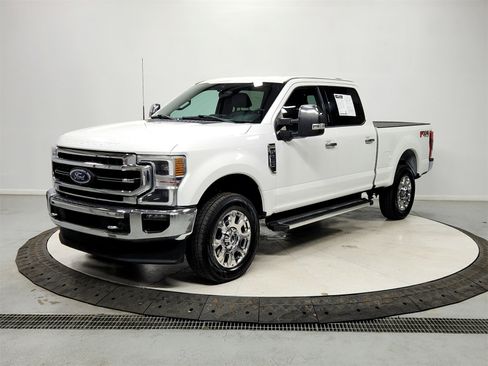 Used 2022 Ford F250 Lariat w/ Lariat Ultimate Package image 3