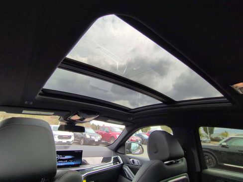 New 2026 BMW X6 xDrive40i w/ Premium Package image 23