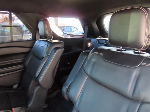 Used 2020 Ford Explorer ST w/ ST High-Performance Pack image 28