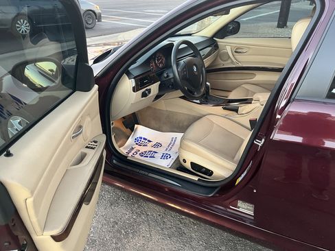 Used 2010 BMW 328i xDrive Sedan image 8