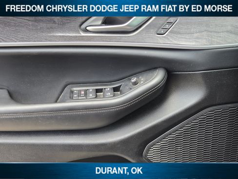 Used 2024 Jeep Grand Cherokee L Limited w/ Luxury Tech Group II RWD image 17