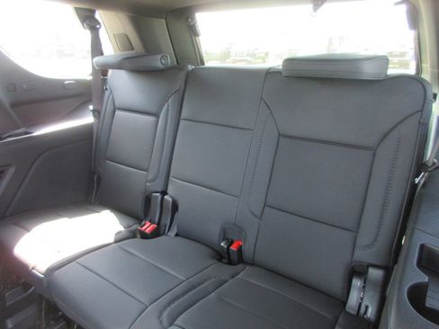 New 2026 GMC Yukon Denali image 13