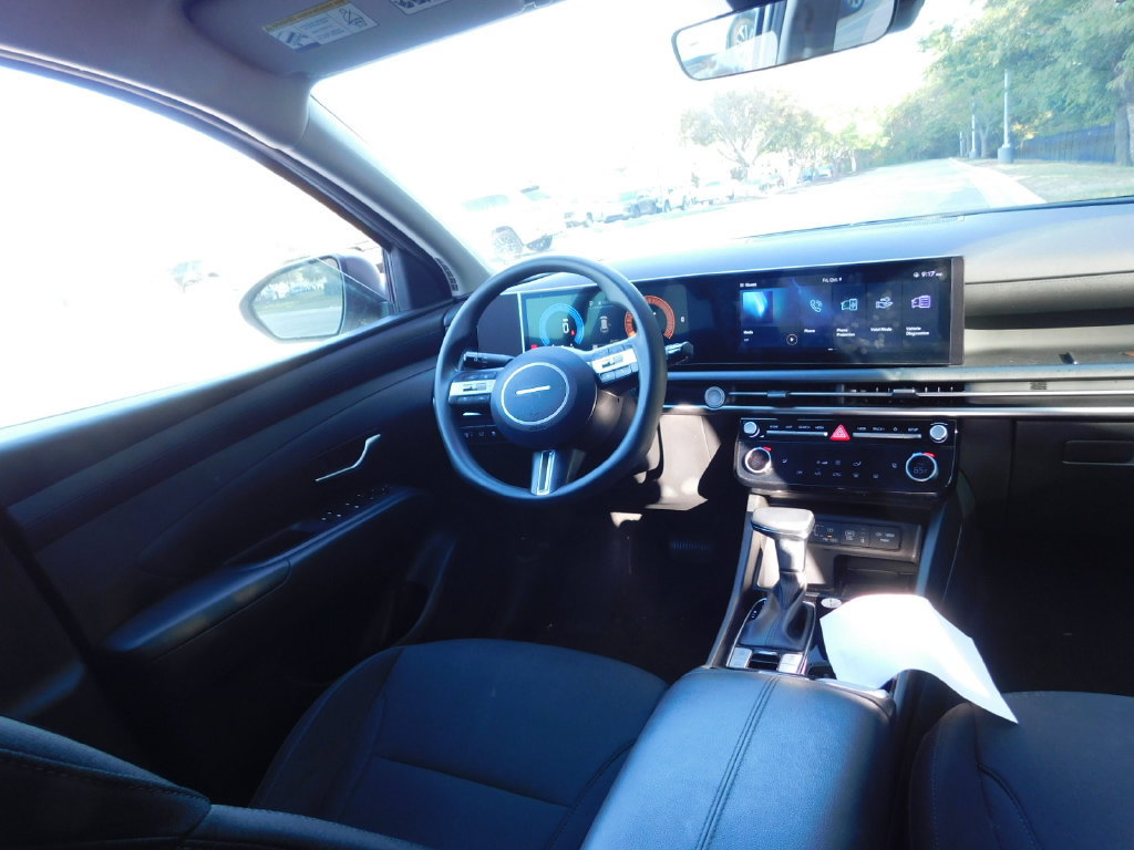 Used 2025 Hyundai Tucson SEL AWD/4WD image 2