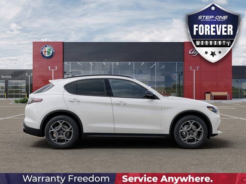 New 2025 Alfa Romeo Stelvio Sprint AWD/4WD image 87