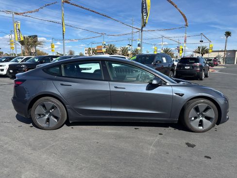 Used 2023 Tesla Model 3 Standard Range image 5