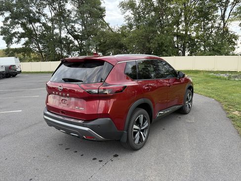 Used 2023 Nissan Rogue SL AWD/4WD image 5