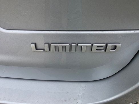 New 2025 Jeep Grand Cherokee L Limited w/ Trailer Tow Package image 10