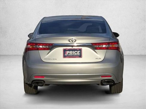 Used 2014 Toyota Avalon XLE image 6