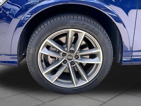 Used 2025 Audi Q3 2.0T Premium w/ Convenience Package AWD/4WD image 11