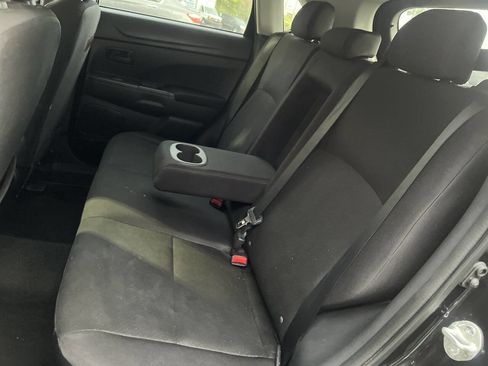 Used 2014 Mitsubishi Outlander Sport ES image 7