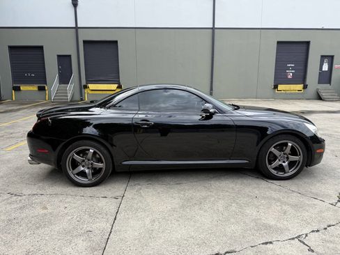 Used 2007 Lexus SC 430 Convertible RWD image 3