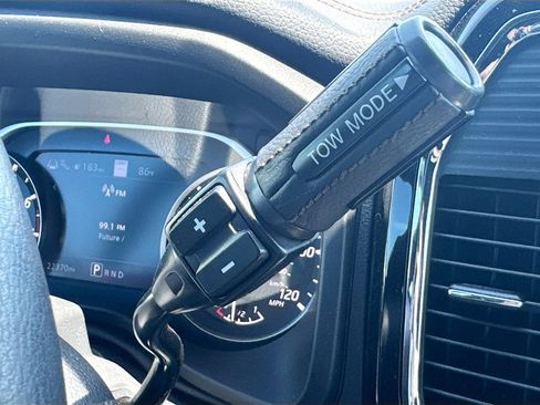 Used 2024 Nissan Titan Platinum Reserve w/ Moonroof Package AWD/4WD image 18