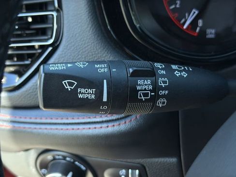 Used 2024 Dodge Durango GT image 31