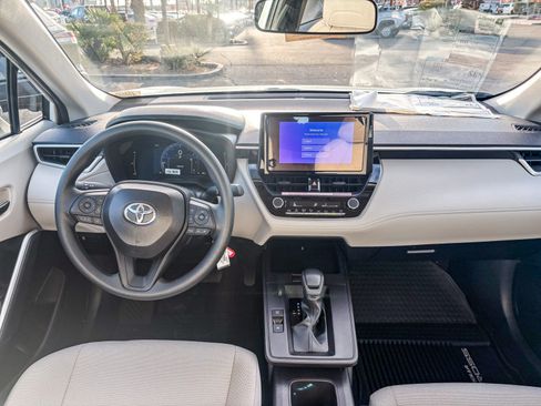 New 2026 Toyota Corolla Cross L FWD image 15