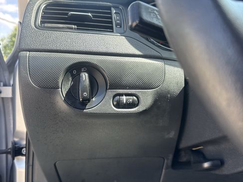 Used 2016 Volkswagen Jetta S FWD image 15