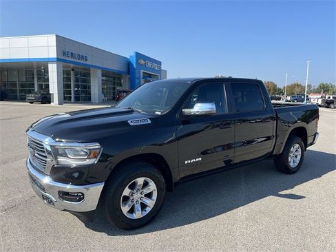 Used 2024 RAM 1500 Laramie image 4