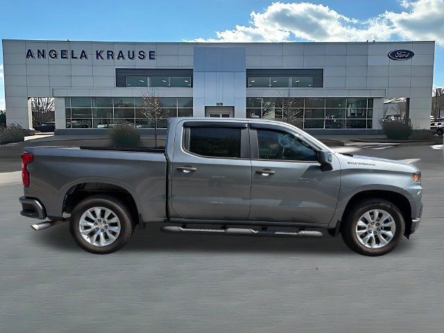 Used 2020 Chevrolet Silverado 1500 Custom w/ Custom Value Package RWD image 10