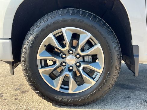 Used 2025 Chevrolet Silverado 1500 RST image 10