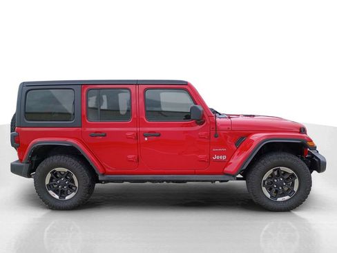 Used 2020 Jeep Wrangler Unlimited Sahara AWD/4WD image 6