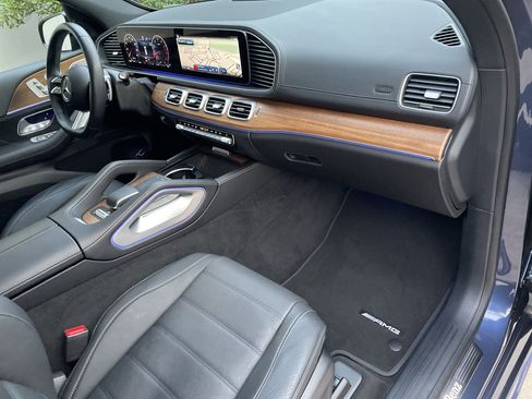 Certified 2025 Mercedes-Benz GLS 450 4MATIC image 52