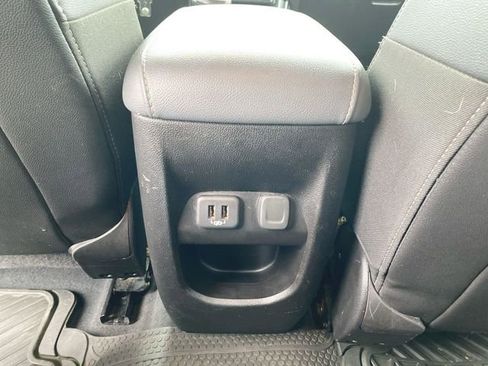 Used 2019 Chevrolet Colorado Z71 image 20