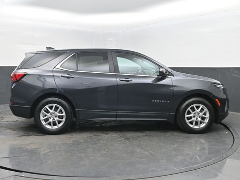 Used 2023 Chevrolet Equinox LT image 10